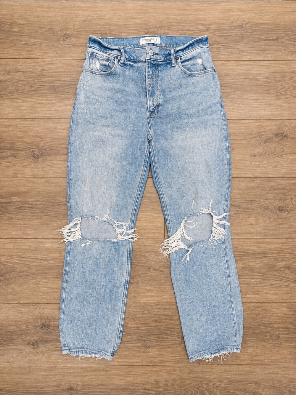 Abercrombie & Fitch 90s Straight Ultra High Rise Distressed Jeans 29/8S